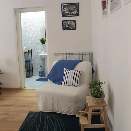 Bed & Breakfast 103 4*