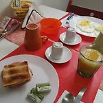 Nocleg ze śniadaniem 103 4*