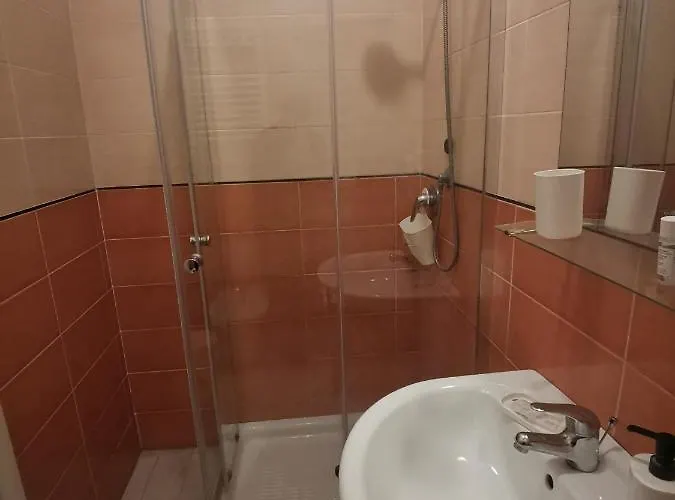 103 Bed & Breakfast 4*