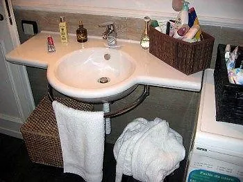 103 Bed & Breakfast 4*