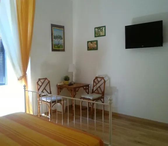 Bed & Breakfast 103 4*