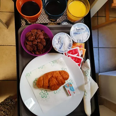 103 Bed & Breakfast 4*